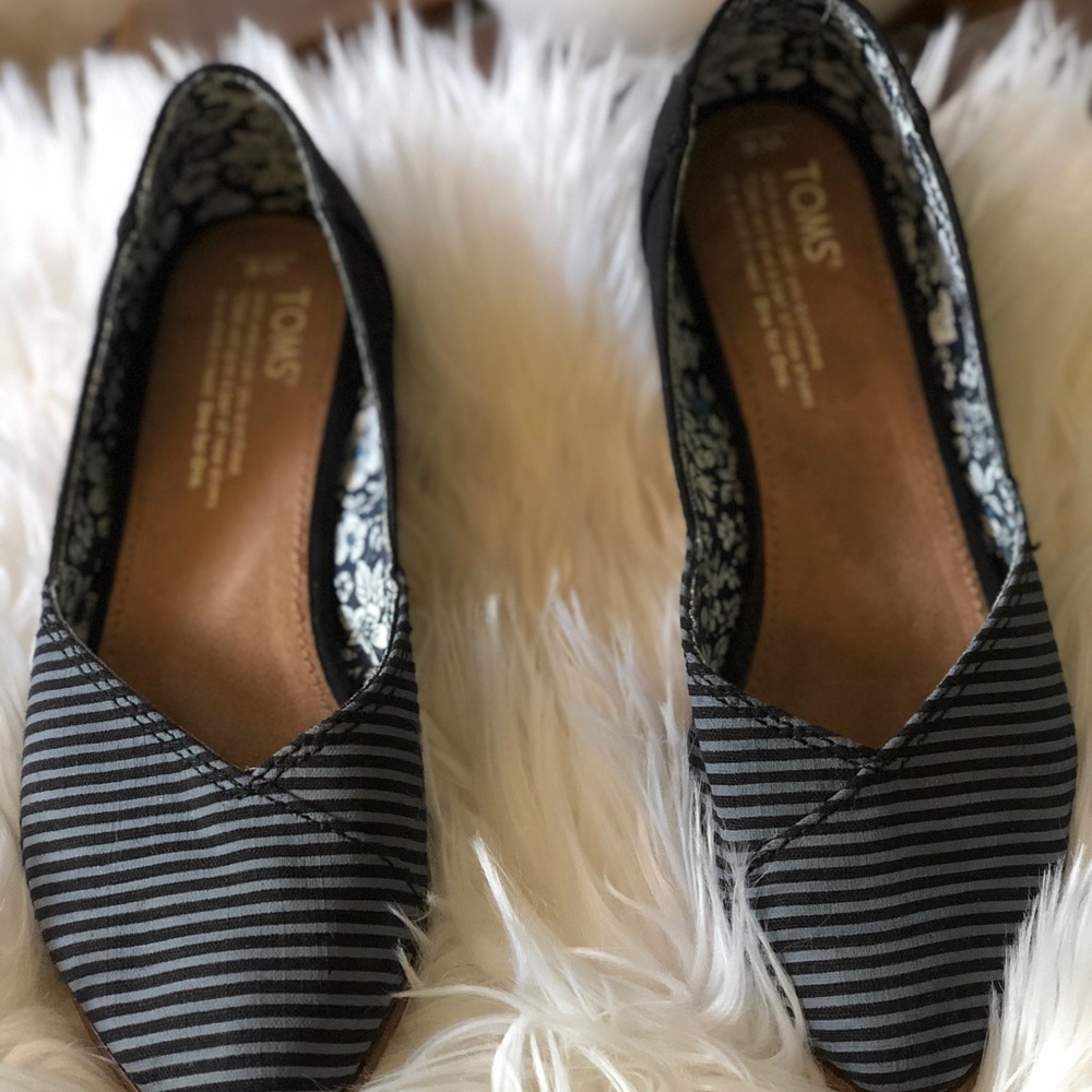 TOMS jutti flats